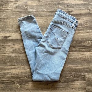 Hudson Los Angeles Barbara Super Skinny Jeans. Size 26